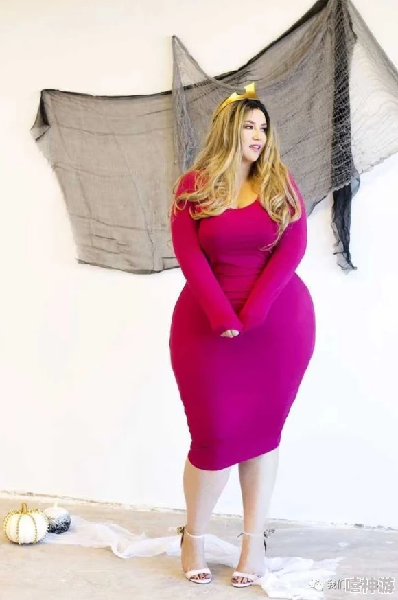 小年轻BBWBBwBBwBBw：网友热议这一现象，认为社会对身材的审美标准亟需多元化与包容性提升